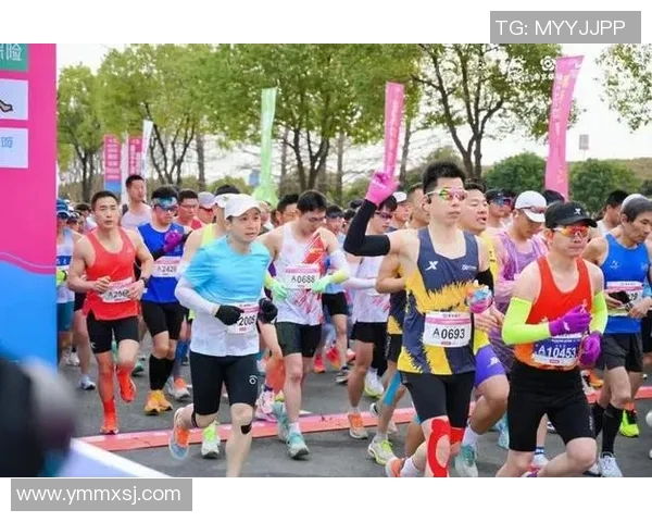 南京城市马拉松点评：飞盘队展现灵活性与团队协作的完美结合